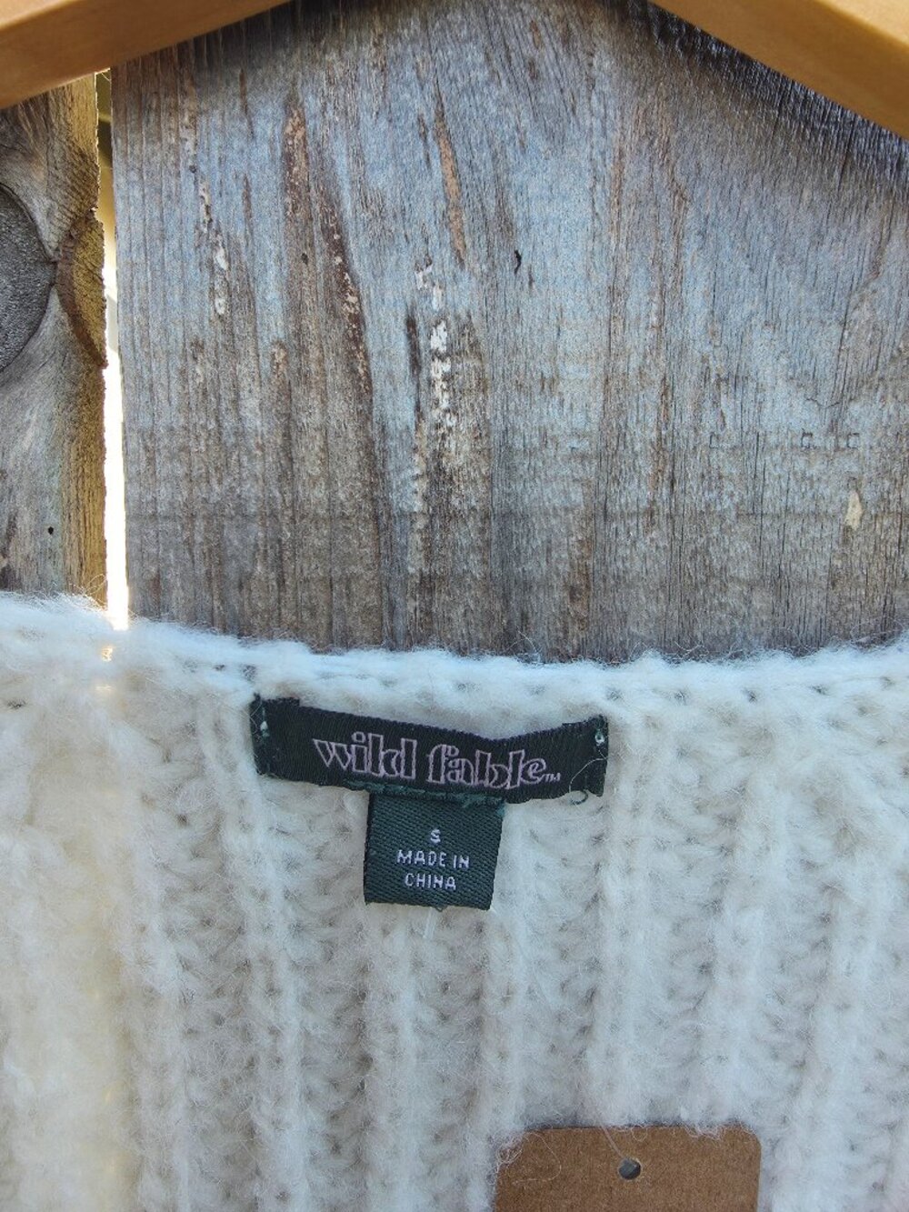 Universal Thread Crossover Sweater - Picture 3 of 4